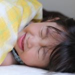 子供が疲れて熱が出る原因とは？主な2つの可能性！